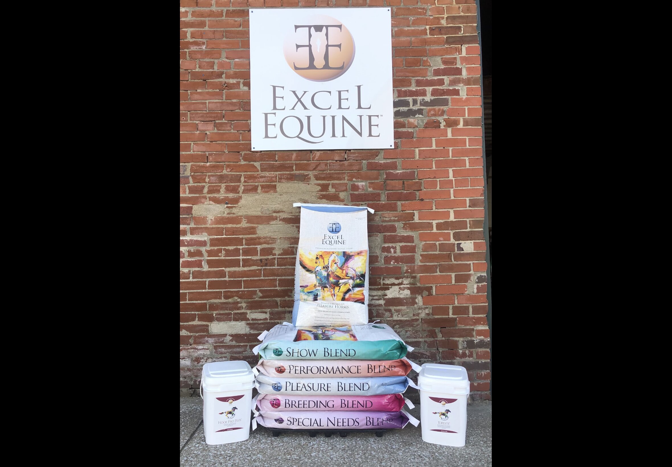 Horse Feed at Quality Feeds Farm & Pet