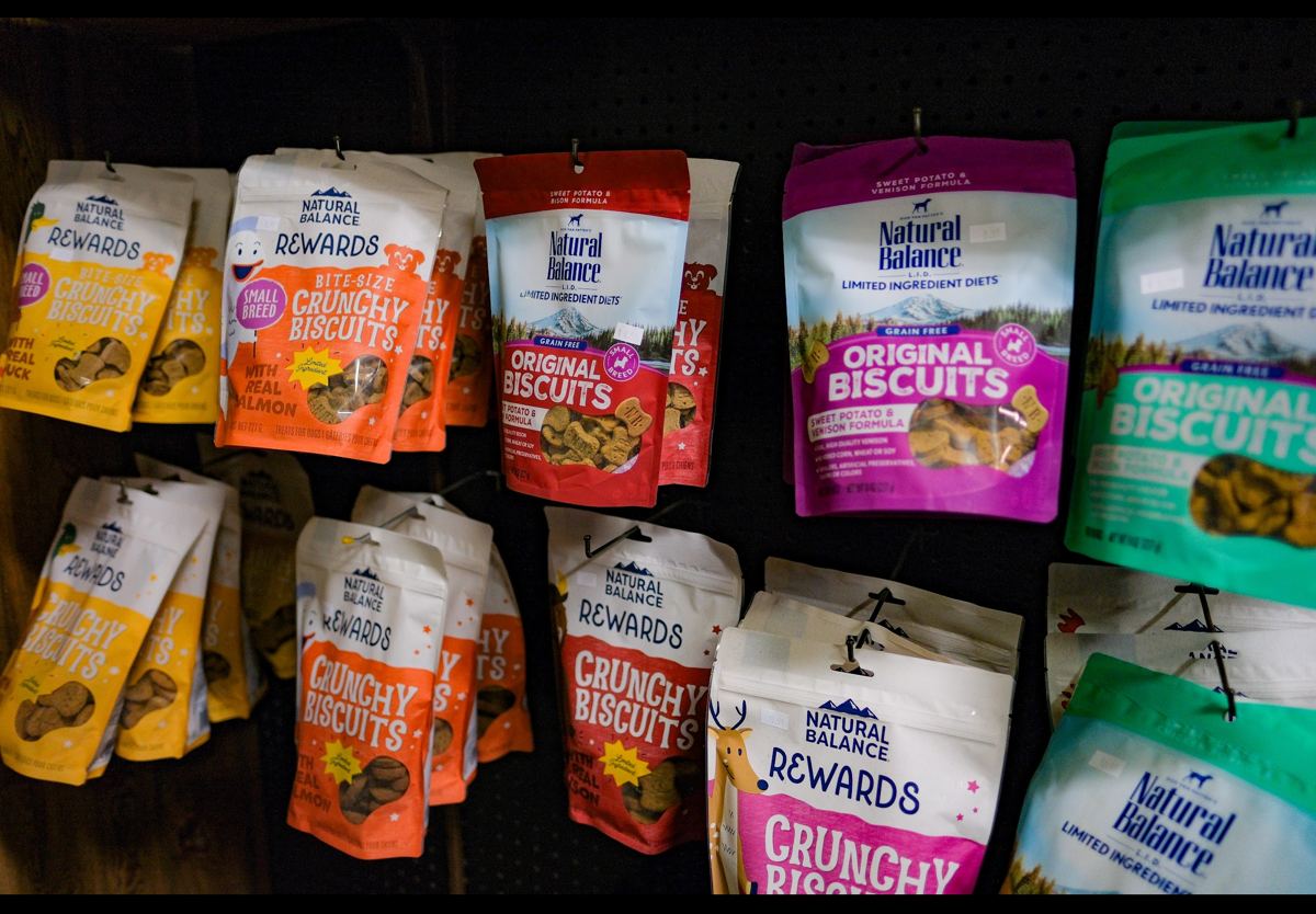 Pet Food & Supplies at Quality Feeds Farm & Pet