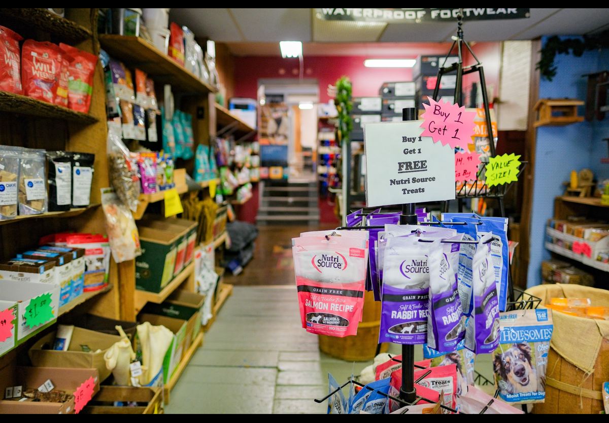 Pet Food & Supplies at Quality Feeds Farm & Pet