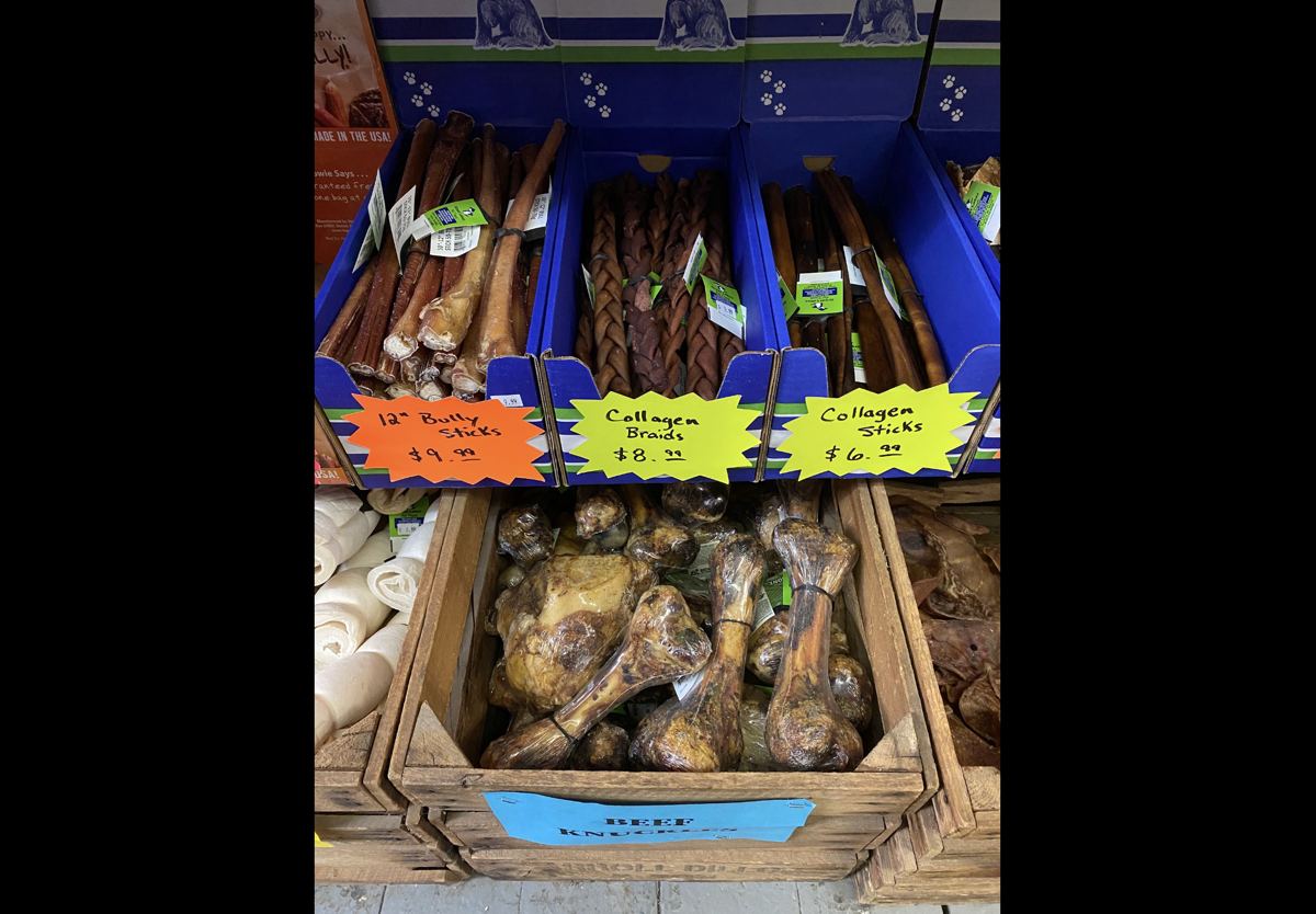 Pet Food & Supplies at Quality Feeds Farm & Pet