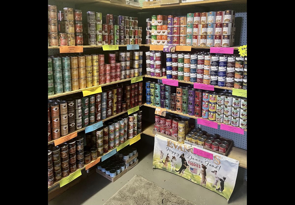 Pet Food & Supplies at Quality Feeds Farm & Pet